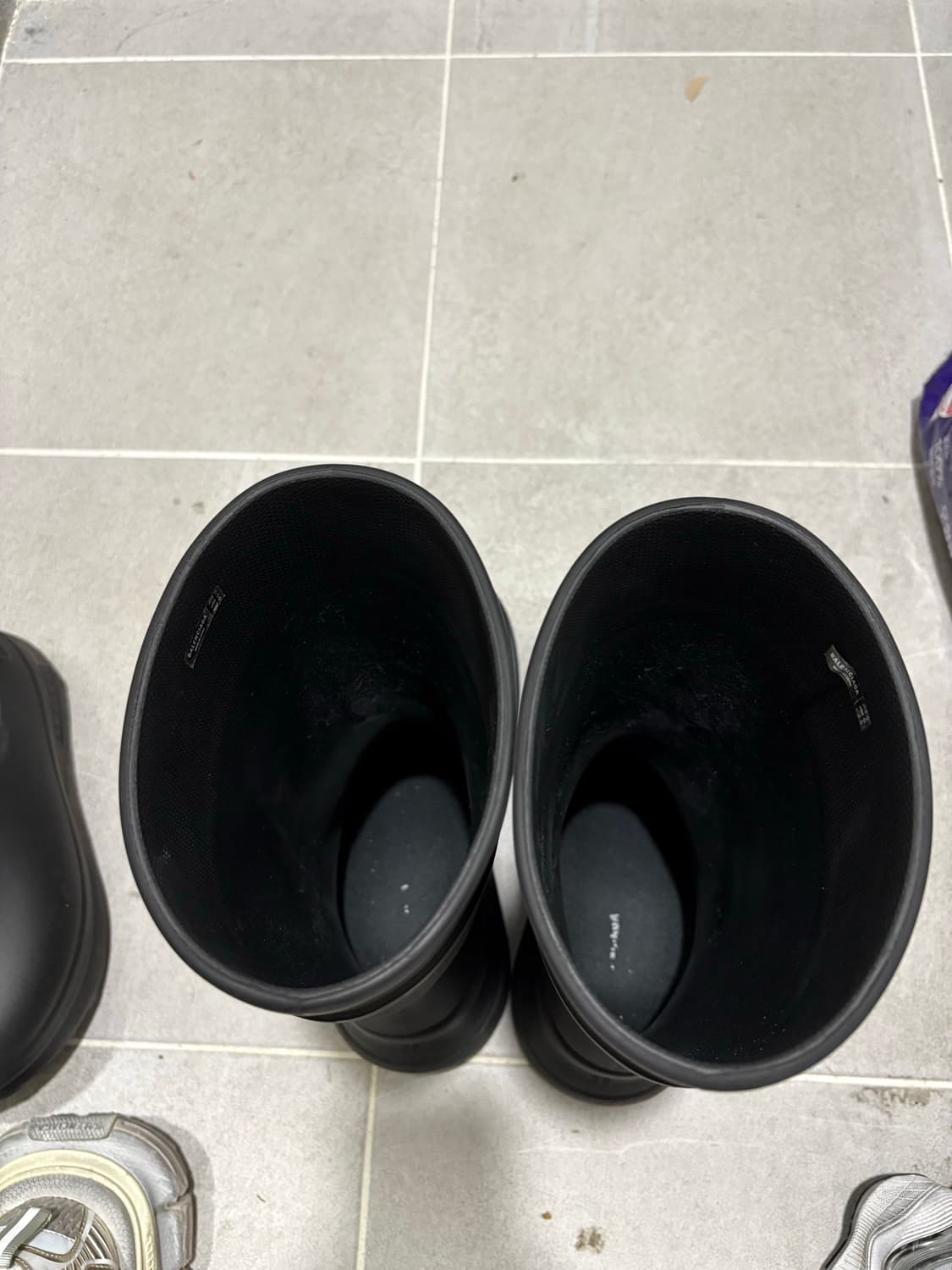 발렌시아가 x 크록스 러버 부츠 블랙 [39size] 상품이미지2