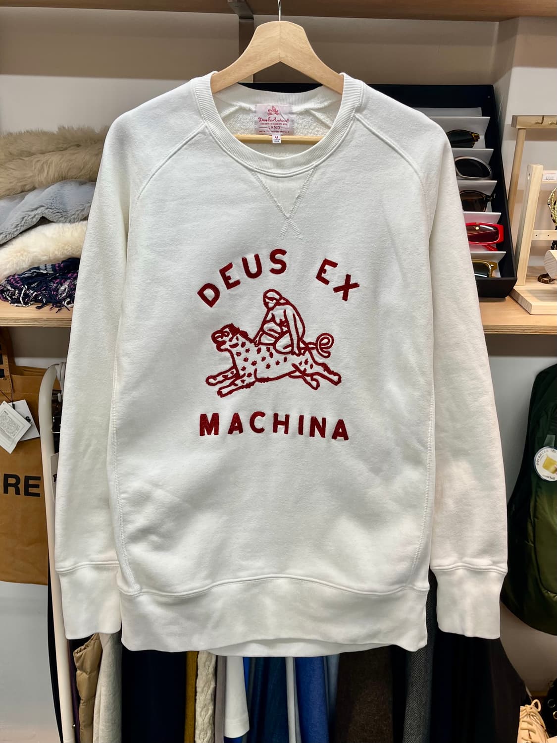 [95] 데우스 엑스 마키나 화이트 맨투맨 M  상품이미지1