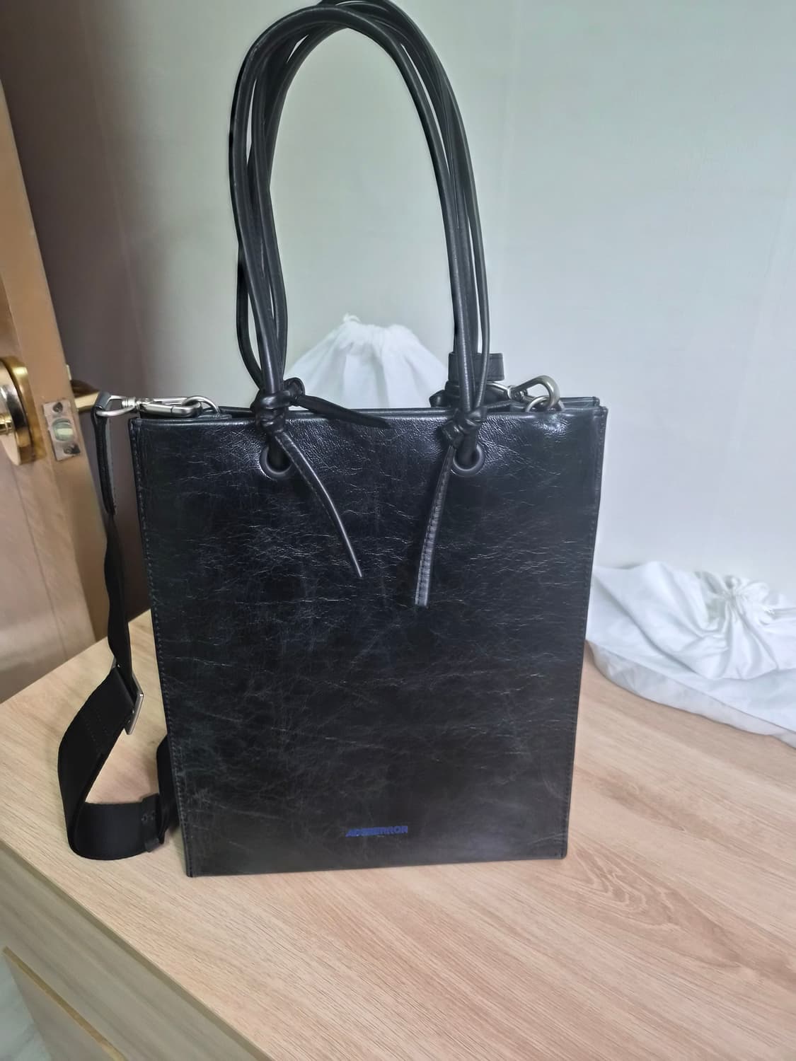 아더에러 남자 가방 상품이미지1