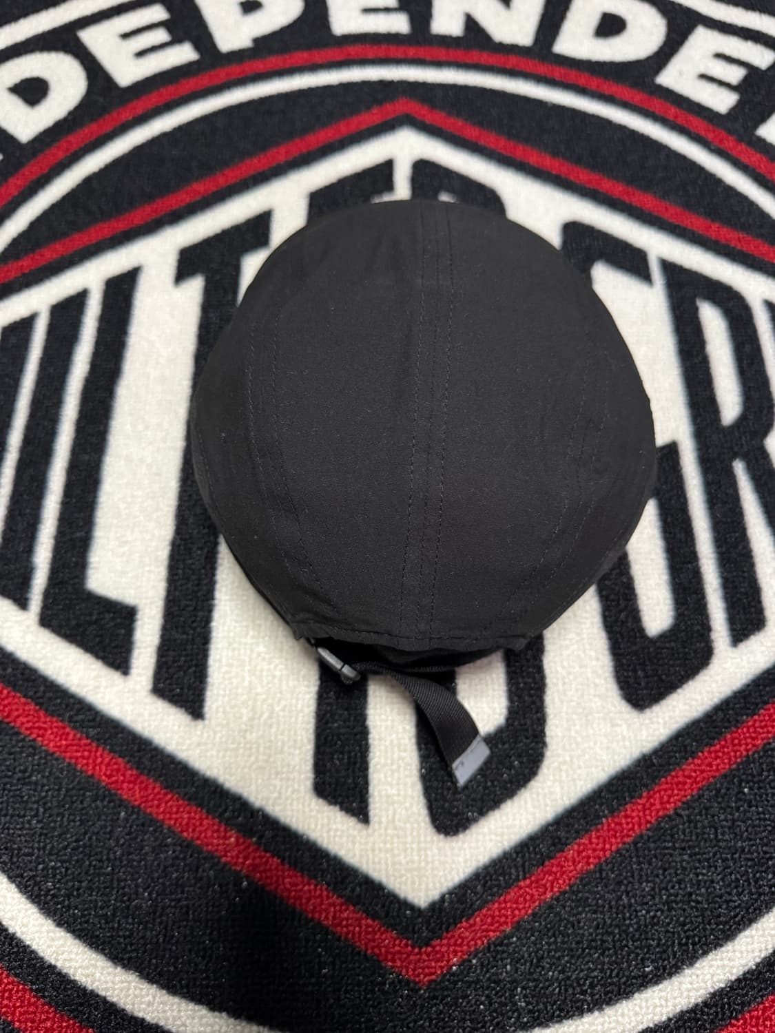 무신사 스탠다드 스포츠 라이트웨이트 러닝 캠프 캡 블랙 상품이미지4