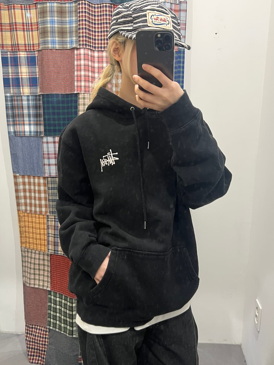 스투시 베이직 블랙 후드티 상품이미지2