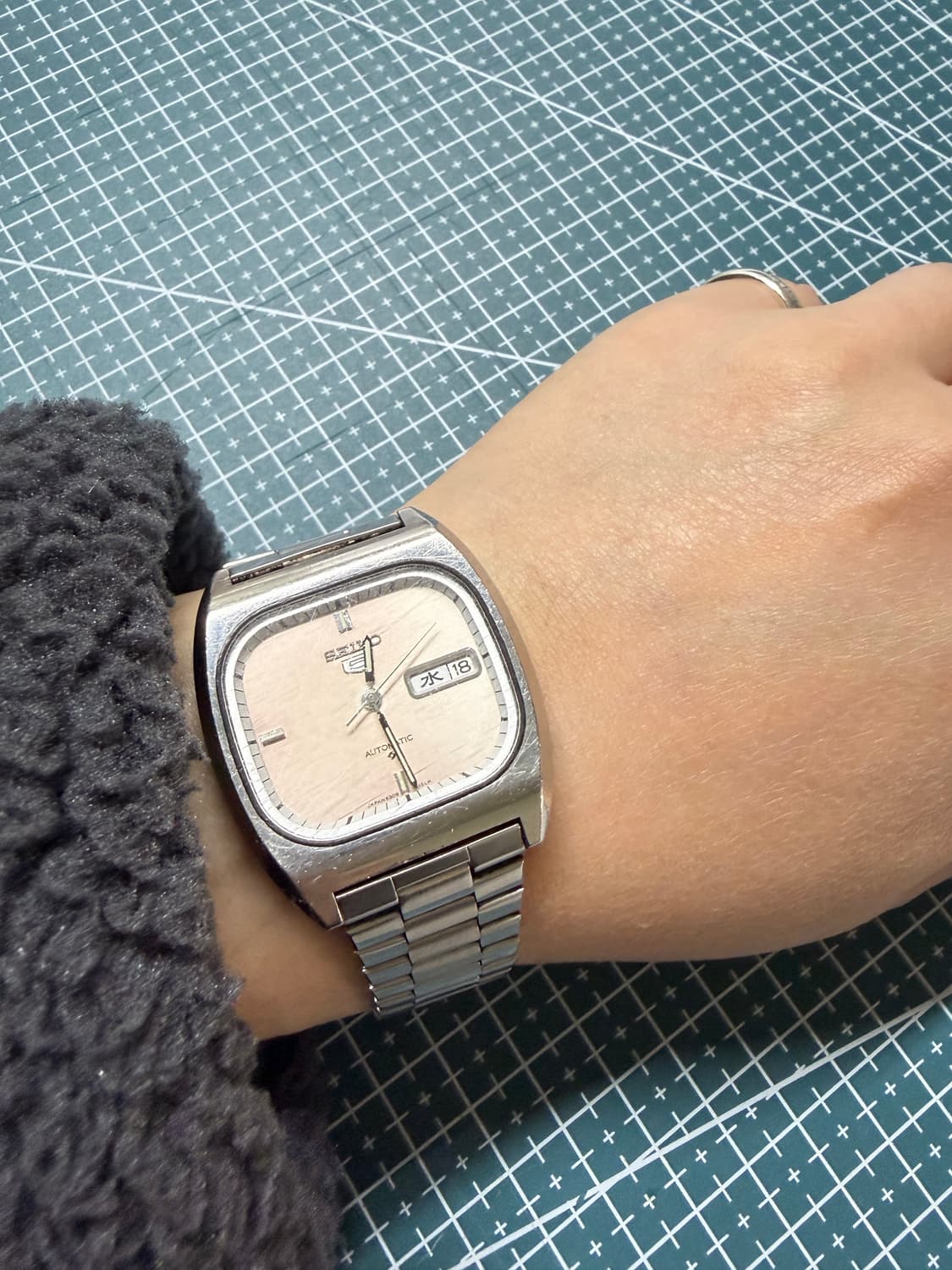 81년산 빈티지 세이코 5 오토매틱 (6309무브) 사각 TV 상품이미지5