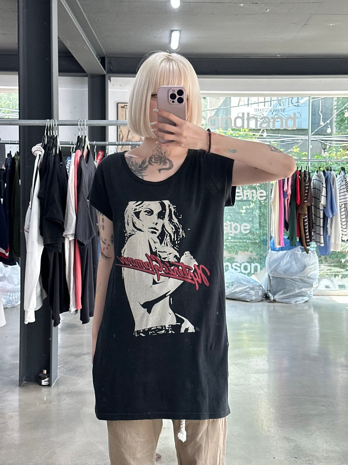 히스테릭 글래머 히스걸 그래픽 반팔 롱 티셔츠 상품이미지1
