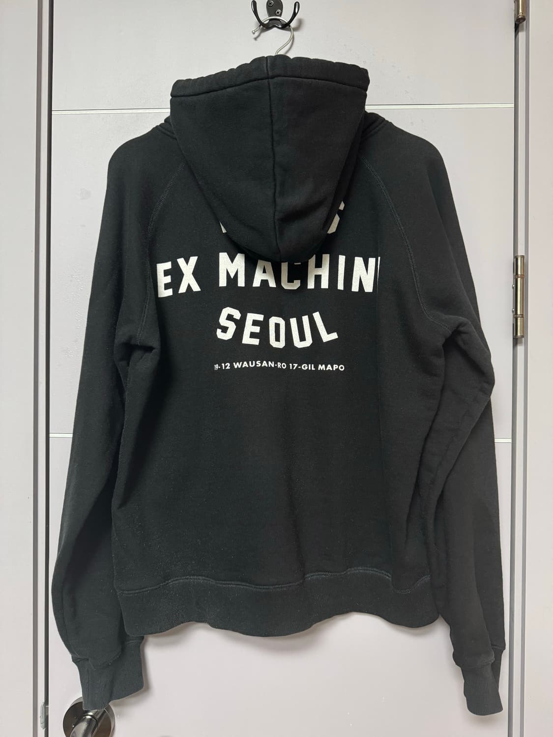 데우스 엑스 마키나 서울 m 블랙 후드티 상품이미지1