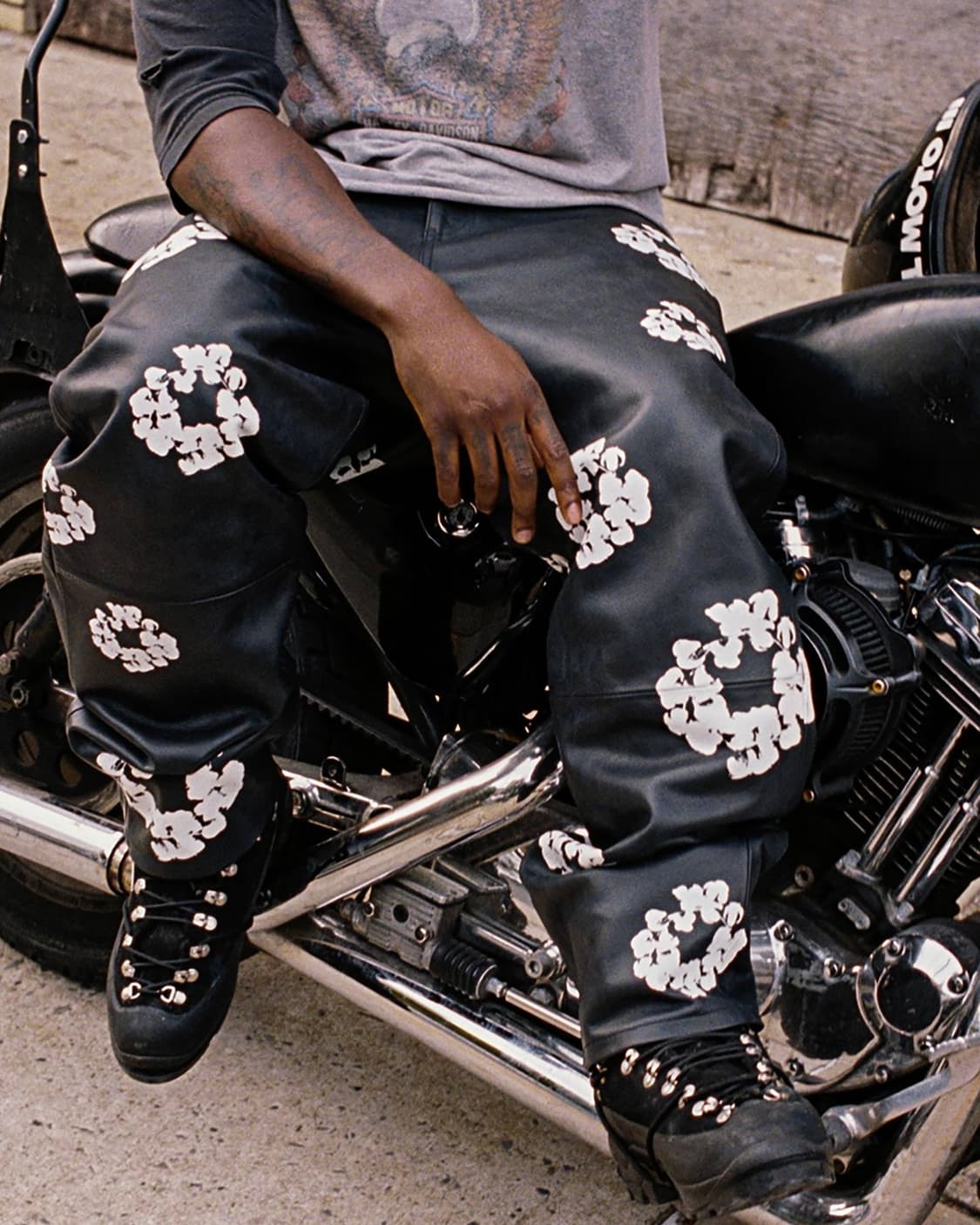 denimtears X levi’s leather pants 상품이미지1