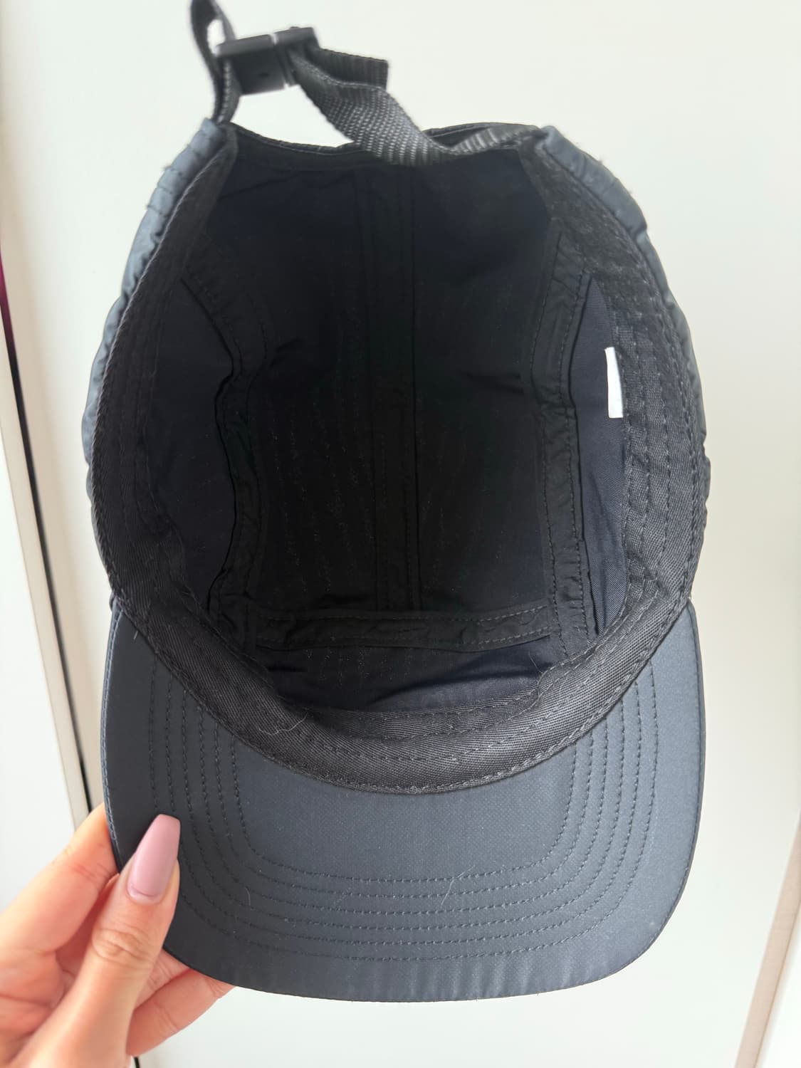 슈프림 리플렉티브 자카드 로고 캠프캡 블랙 - 22FW 상품이미지5