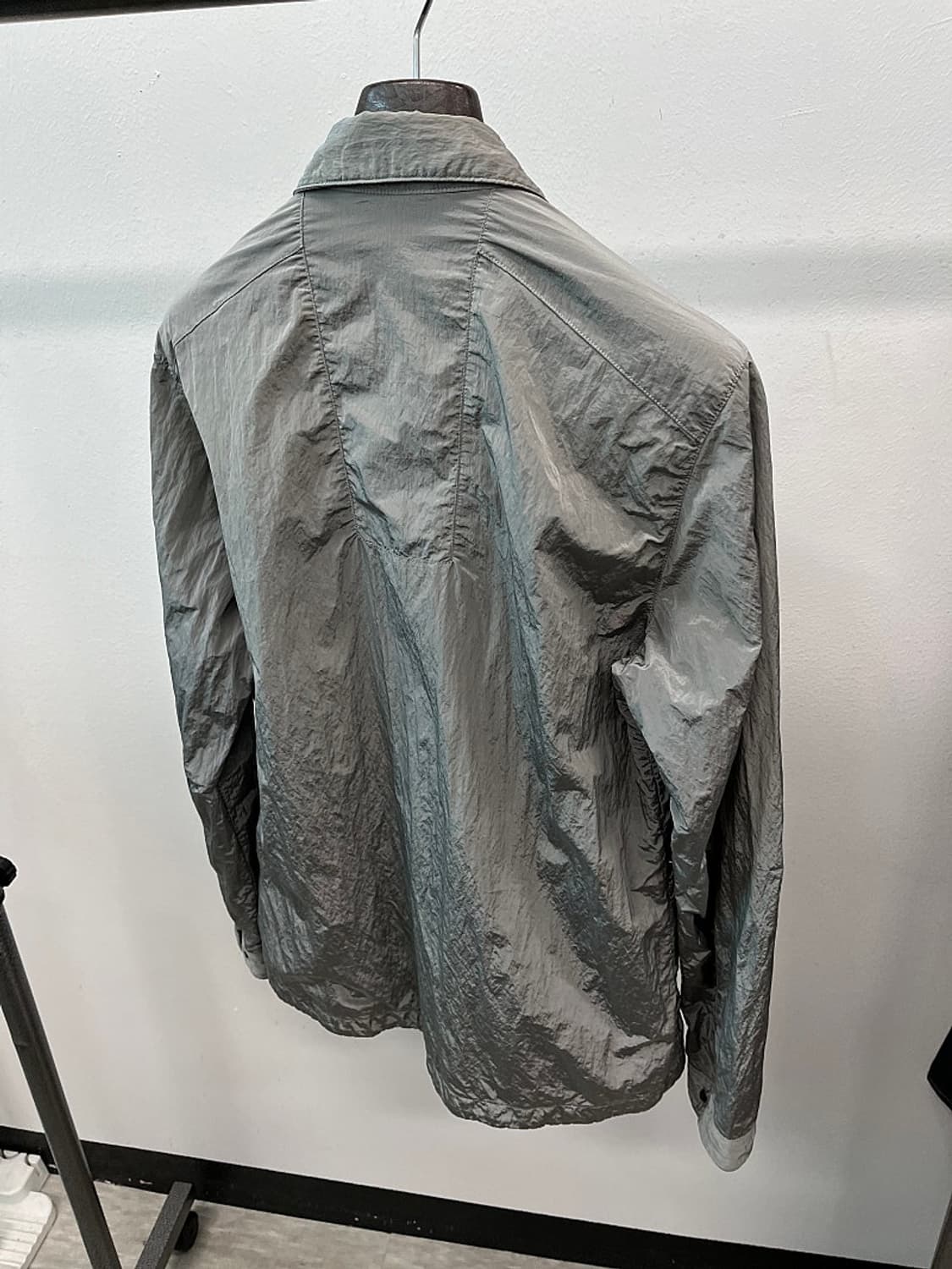 100) 스톤아일랜드 나일론 메탈셔츠 상품이미지7