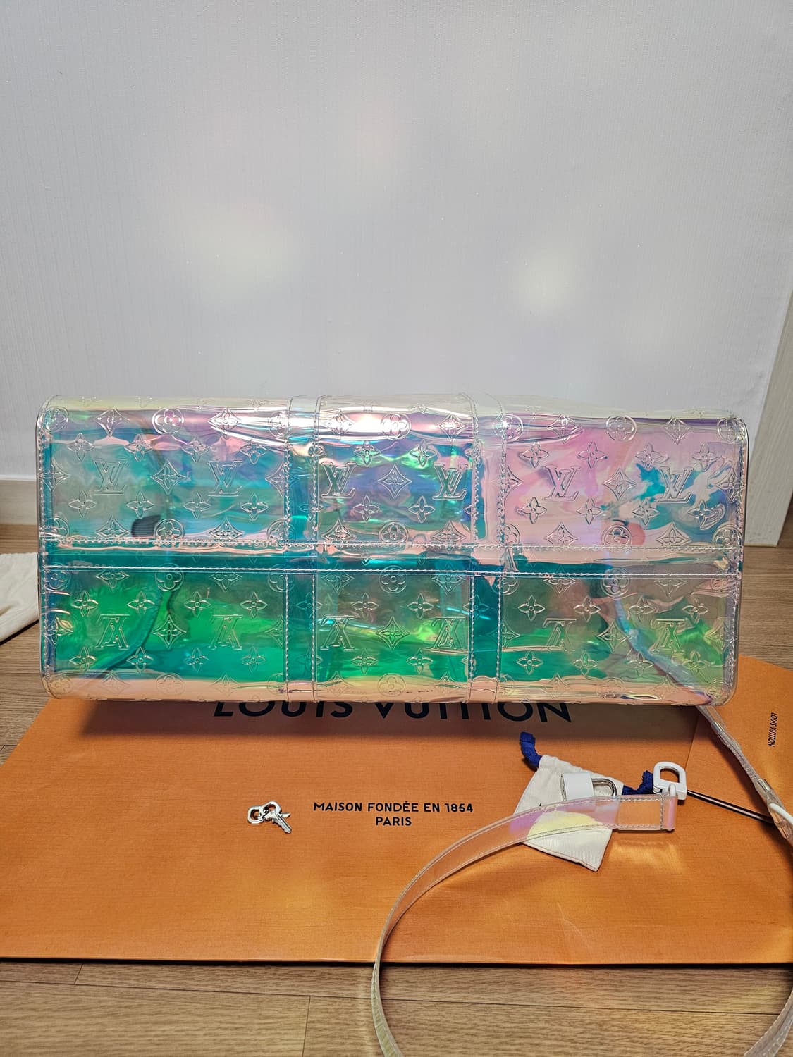 루이비통 버질아블로 한정판 프리즘 키폴50 (새상품) 상품이미지5