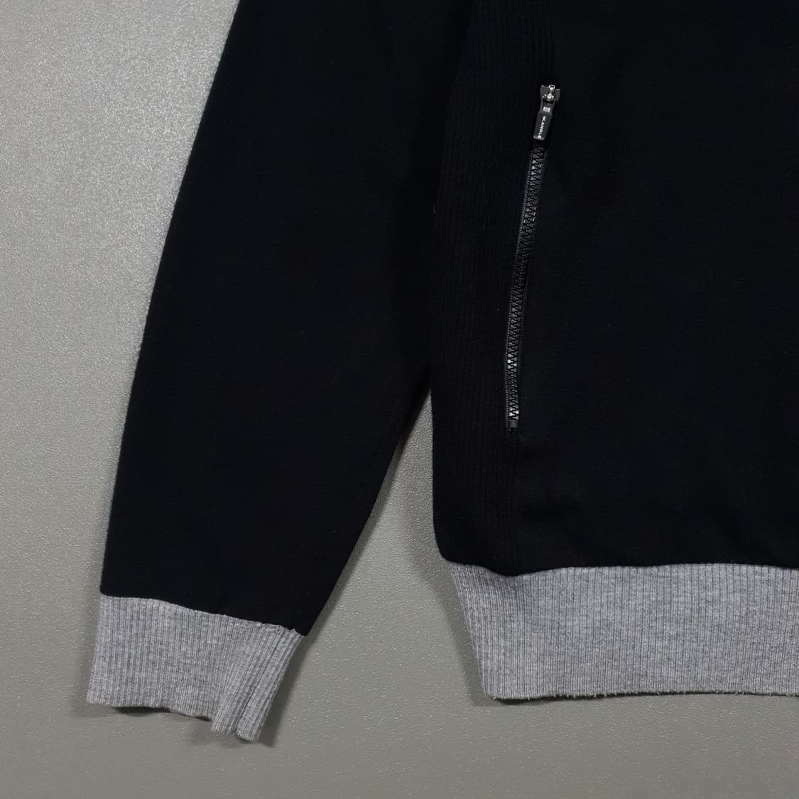 100 (L) 와이드앵글 골프 Y 패턴 방풍 니트 집업 스웨터 자켓 블랙 상품이미지3