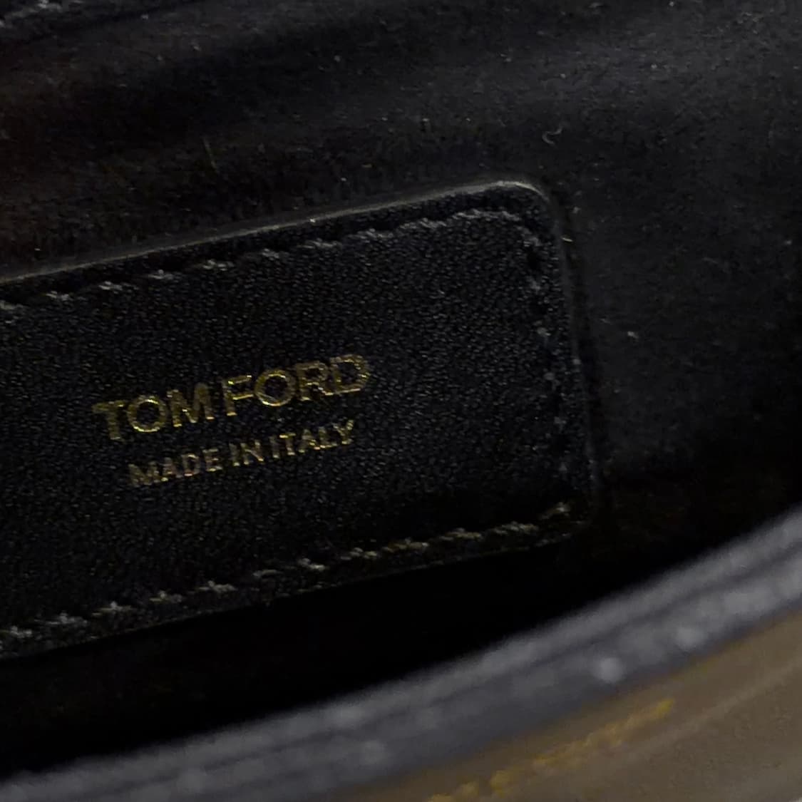 톰포드 커프 레더 미니백 상품이미지8