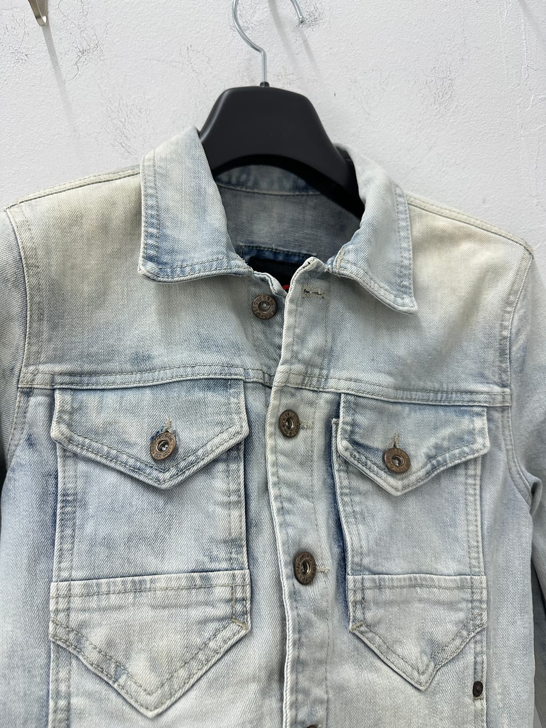 Guess vintage washing denim jacket 상품이미지4
