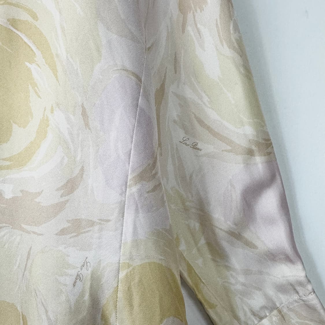 로로피아나 실크 셔츠 블라우스 상품이미지4