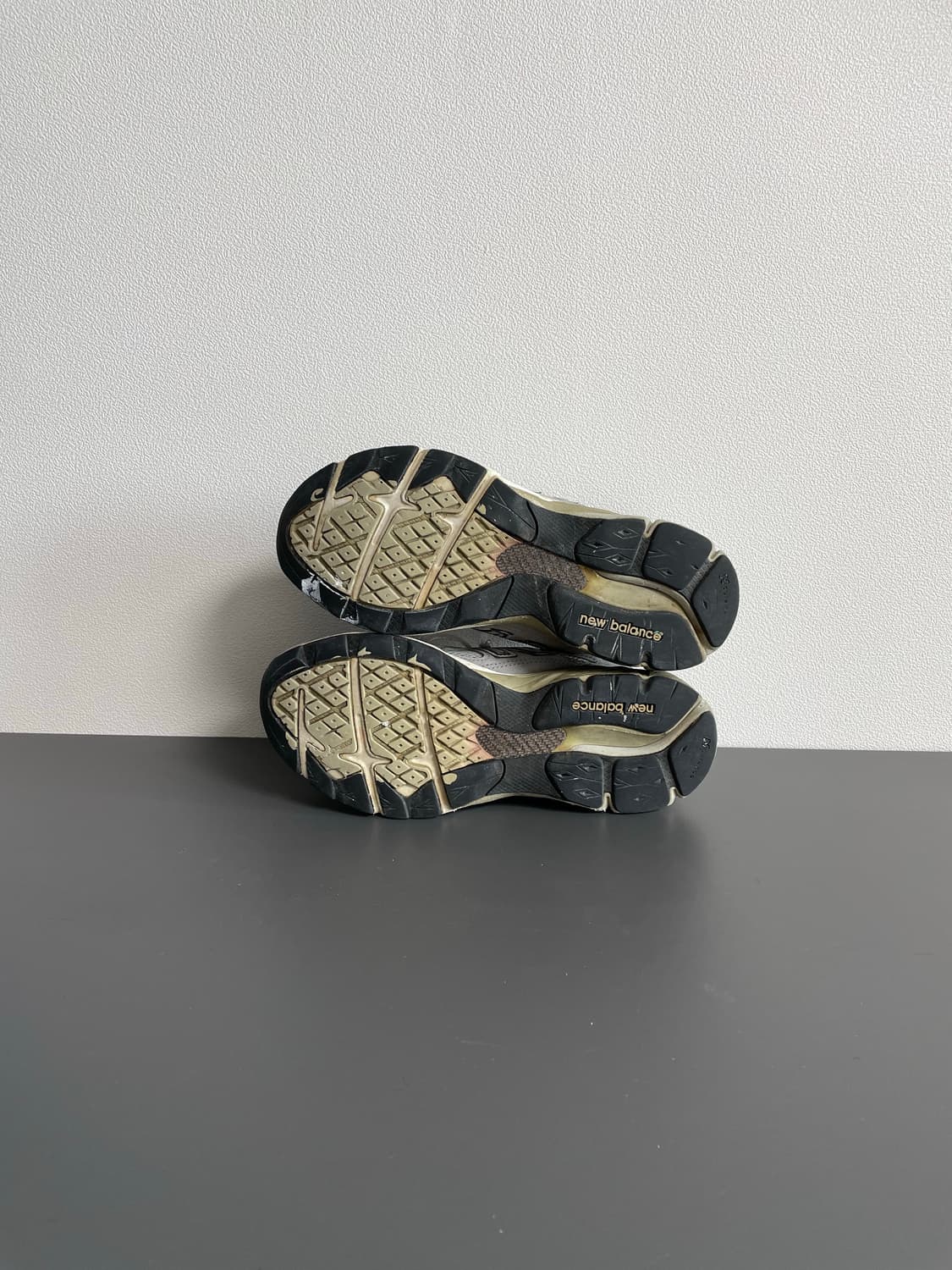 [230]뉴발란스v3990 그레이 상품이미지7