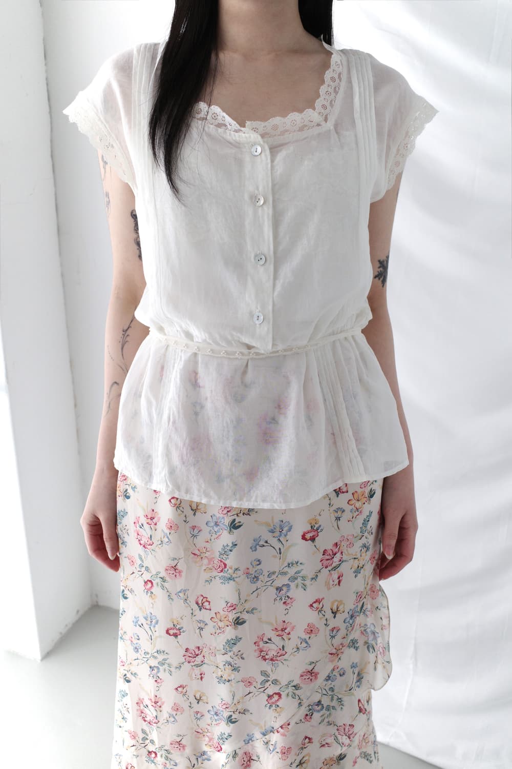 lace half blouse 상품이미지4