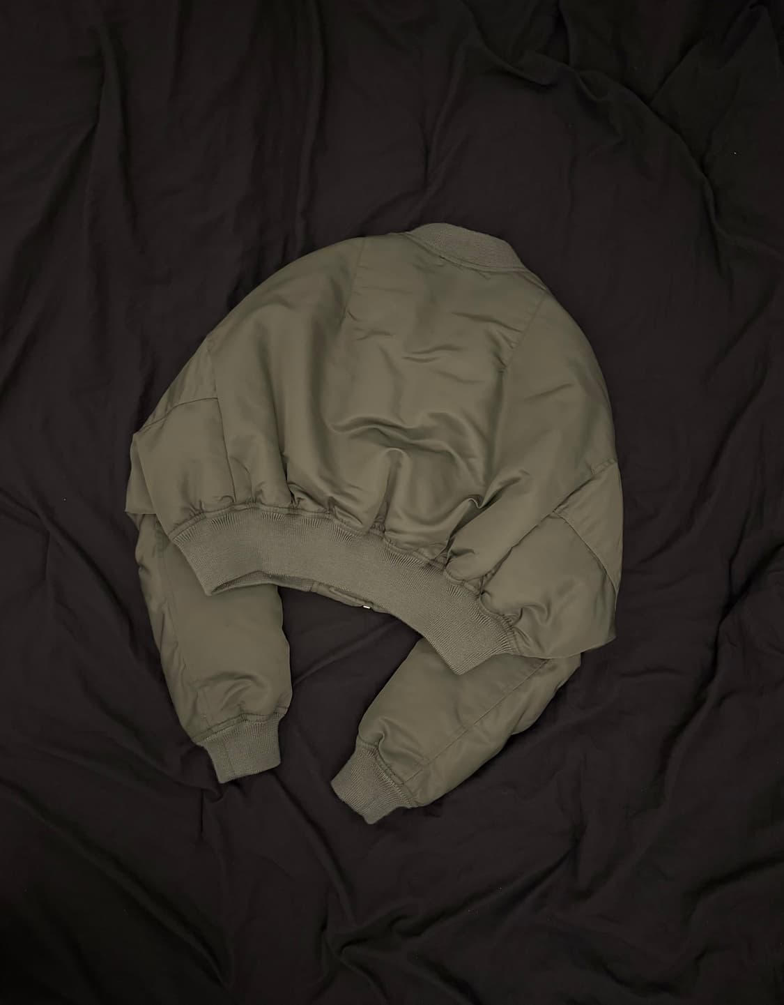 알써틴 16fw 리버서블 크롭 구스다운 봄버 상품이미지4