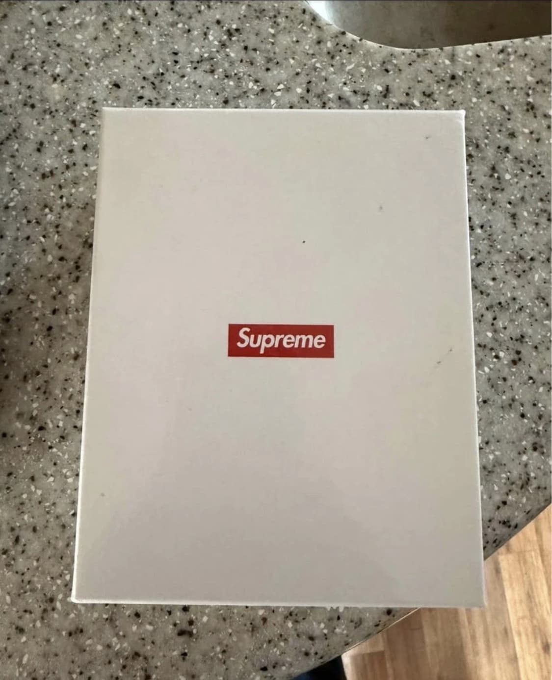 18FW 슈프림 레더 ID 홀더 월렛 블랙 상품이미지2