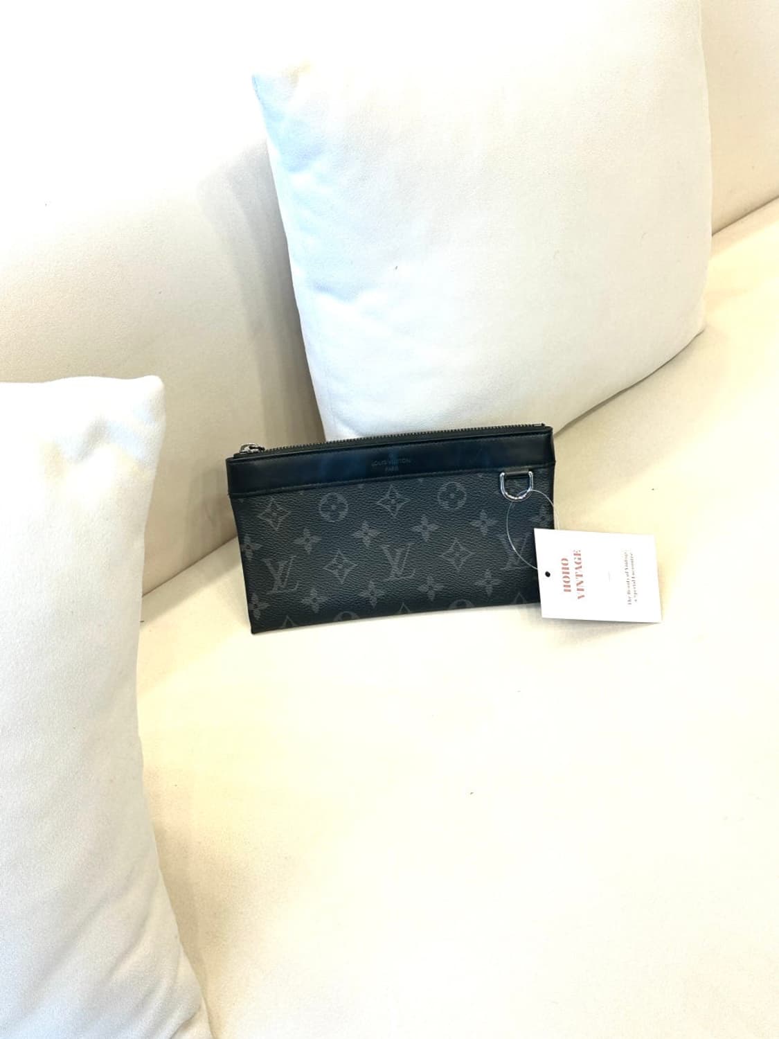 루이비통 모노그램 이클립스 포쉐트 (정품) 상품이미지1