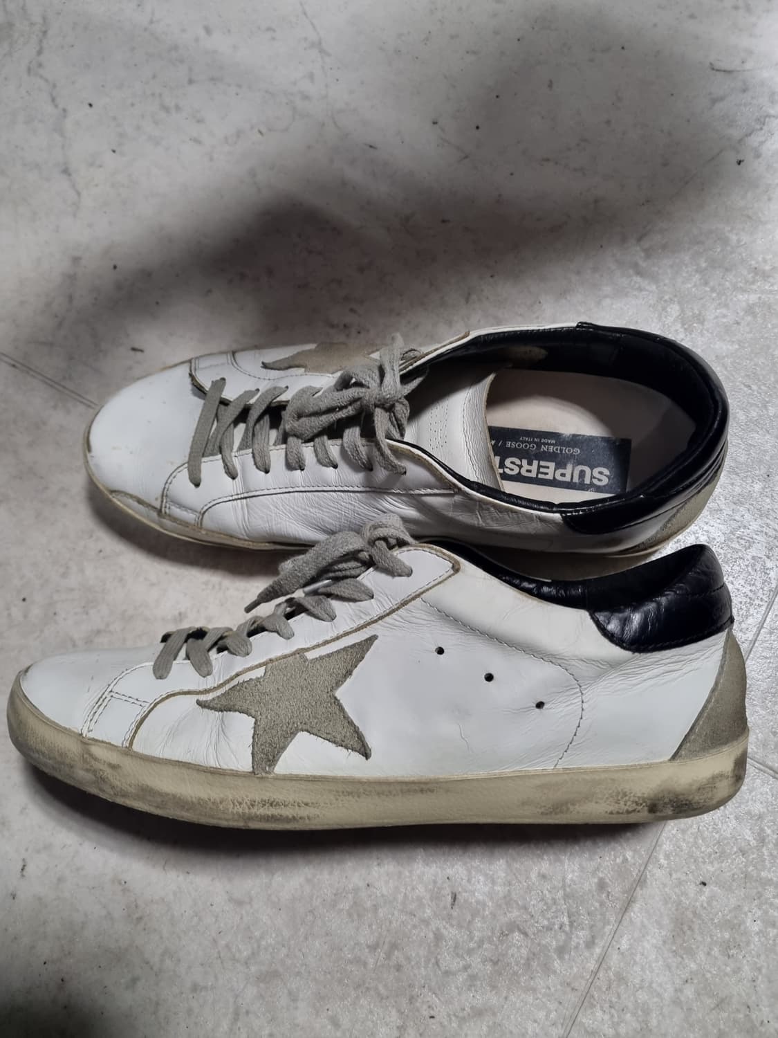 골든구스 슈퍼스타 스니커즈  상품이미지2
