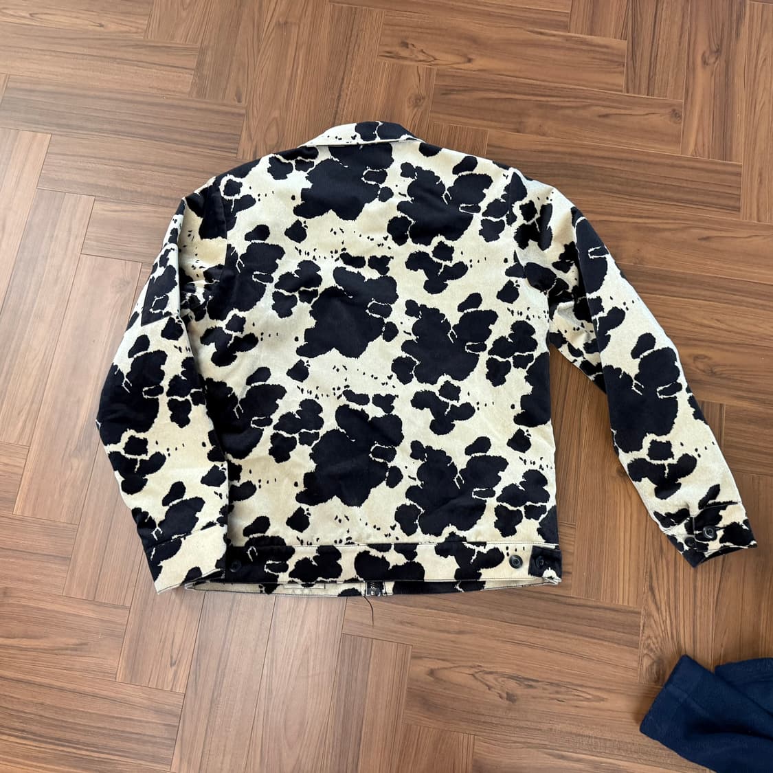 슈프림 카우 벨벳 자켓 상품이미지3