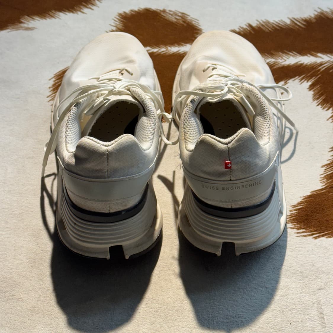 온러닝 클라우드 노바 폼 화이트 이클립스 (275) 상품이미지4