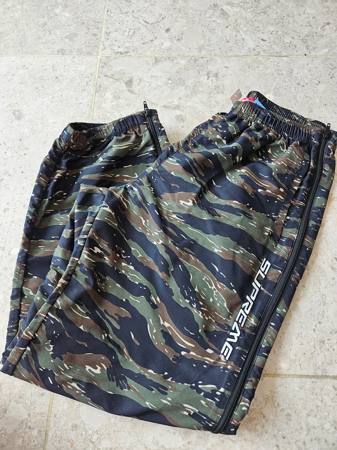 [M]슈프림 풀 집 웜업 팬츠 상품이미지1