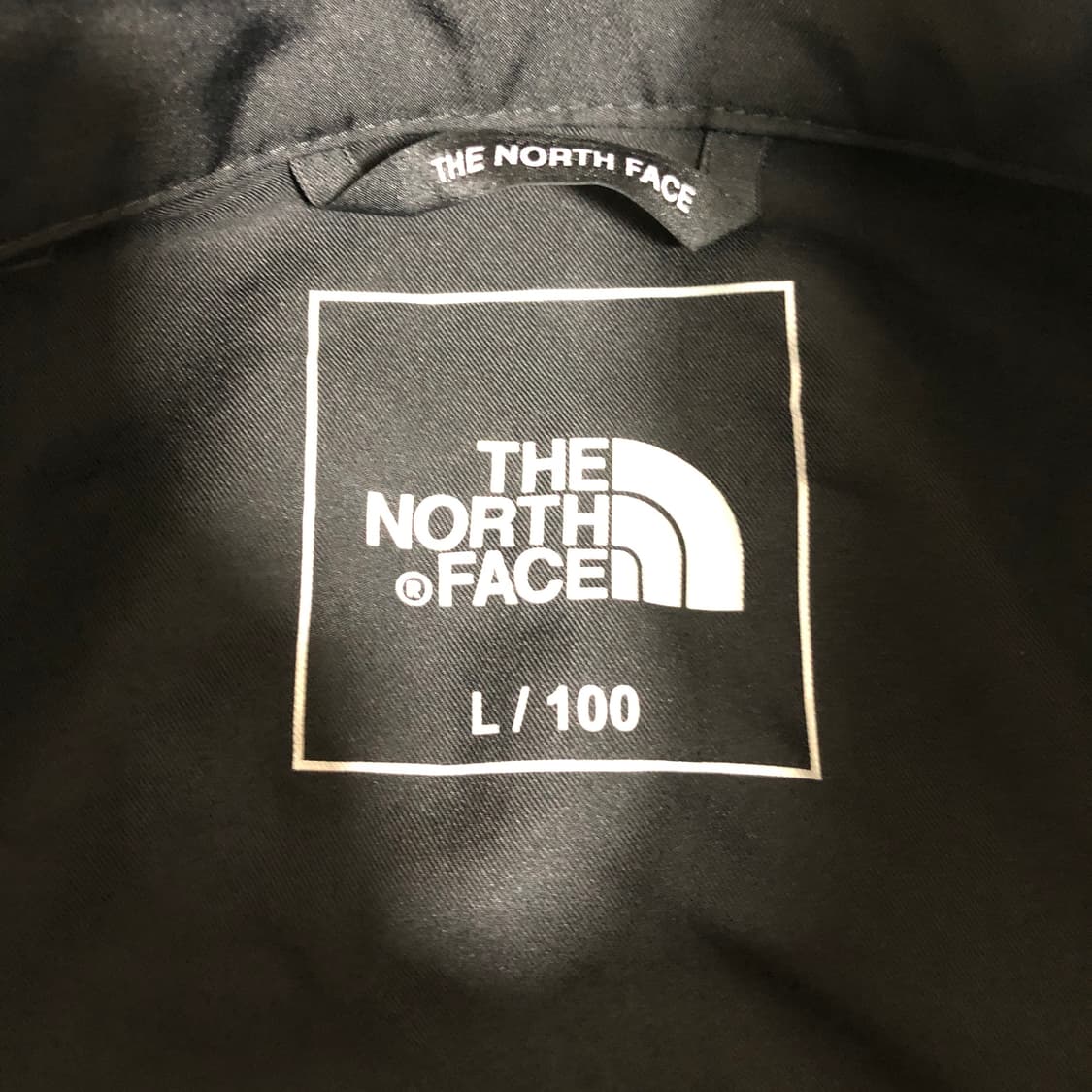 노스페이스 바람막이 L 상품이미지2