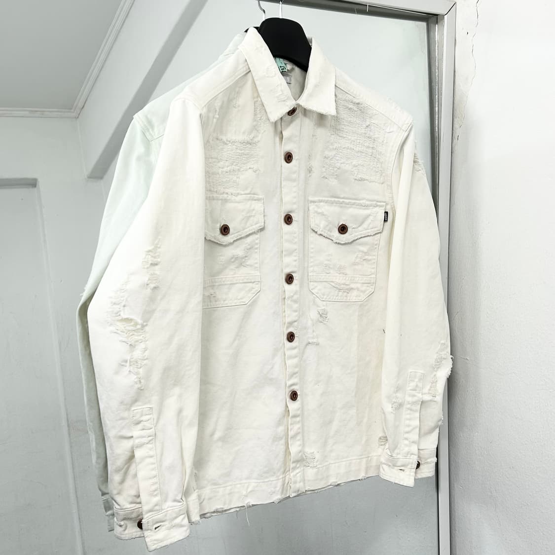 디젤 화이트 데미지 트러커 자켓 상품이미지4