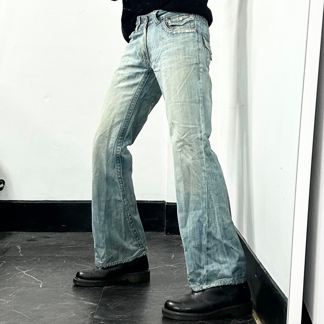 트루릴리전 853 부츠컷 데님 팬츠 상품이미지3