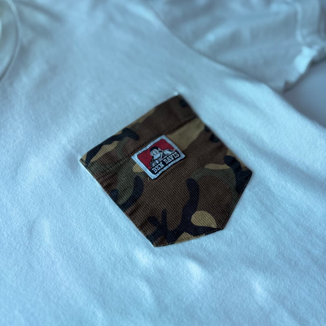 벤데이비스 카모 포켓 로고 반팔 티셔츠 상품이미지2