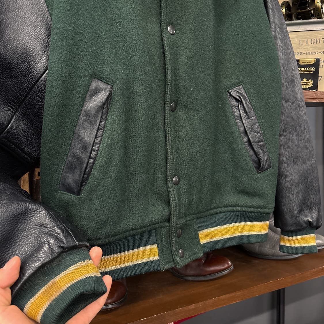 80s 맨즈 플랑드레 엠브로이드 울 레더 후드 바시티 자켓 N936 상품이미지4