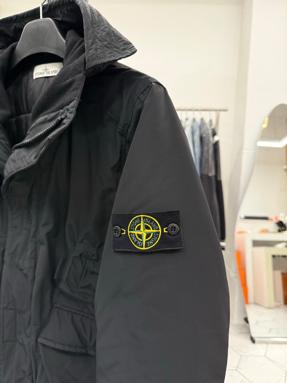 [M] 스톤아일랜드 마이크로랩스 프리마로프트 패딩 상품이미지3