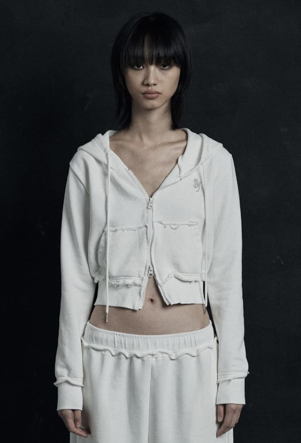 SNJ CUT-OFF CROP ZIP UP (WHITE) 상품이미지4