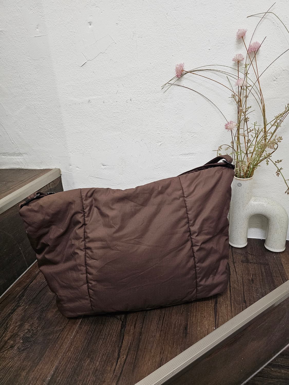 Japan 초코브라운 패딩 크로스백 상품이미지4