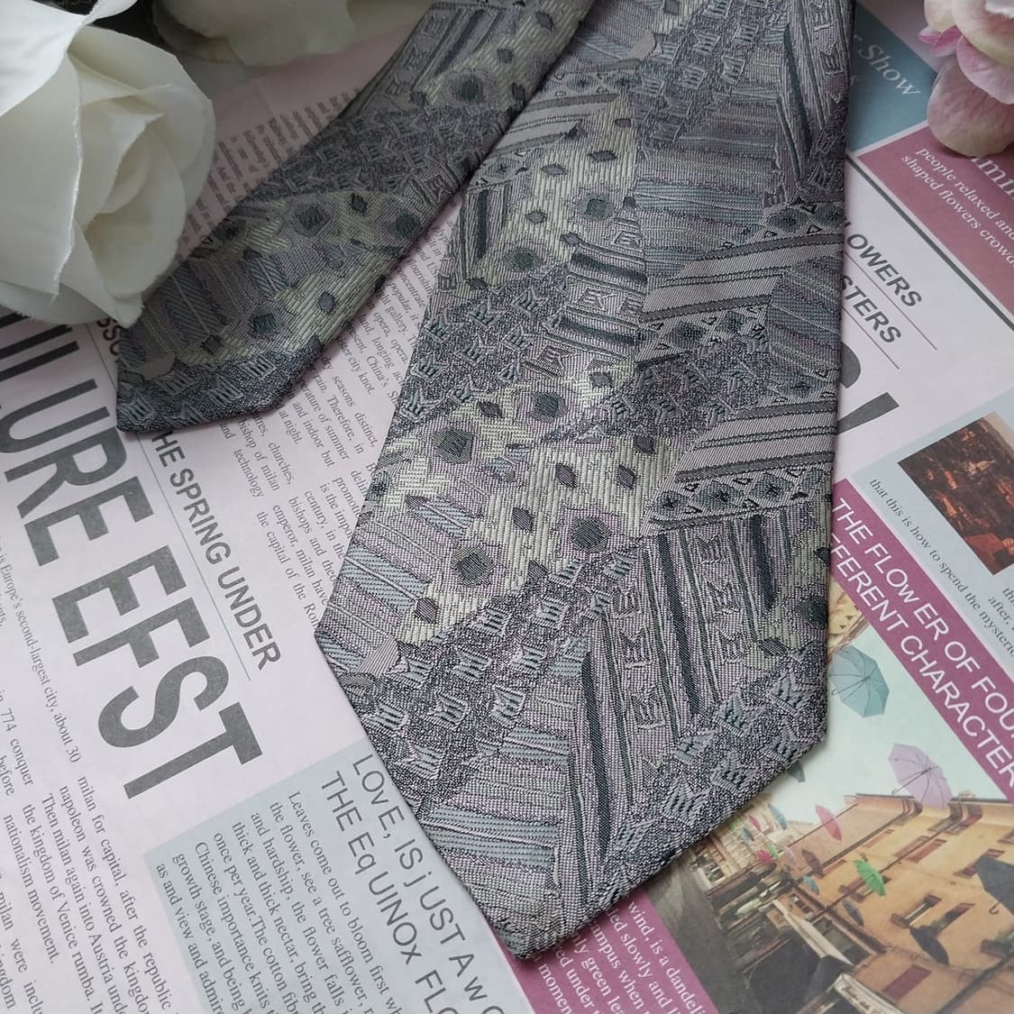 겐조 실크 그레이 지오메트릭 넥타이 9cm A~B등급 K1090
 상품이미지5