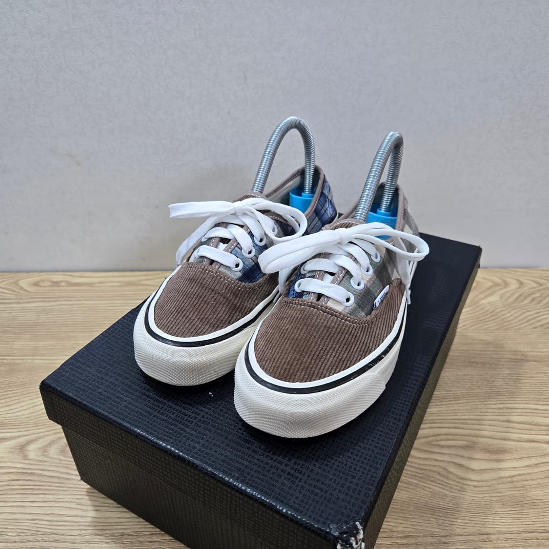 235 반스 애너하임 44DX 어센틱 코듀로이 상품이미지1