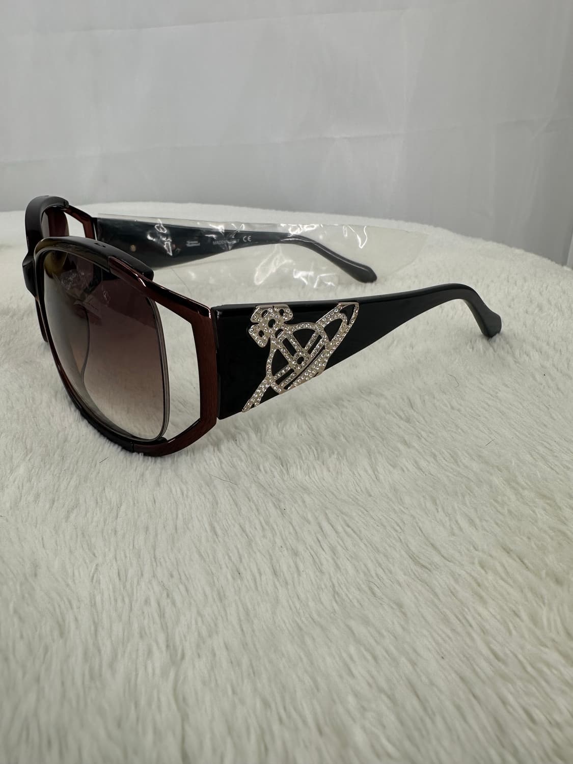 [새상품 무료배송] Made in Italy 비비안웨스트우드 선글라스 상품이미지6