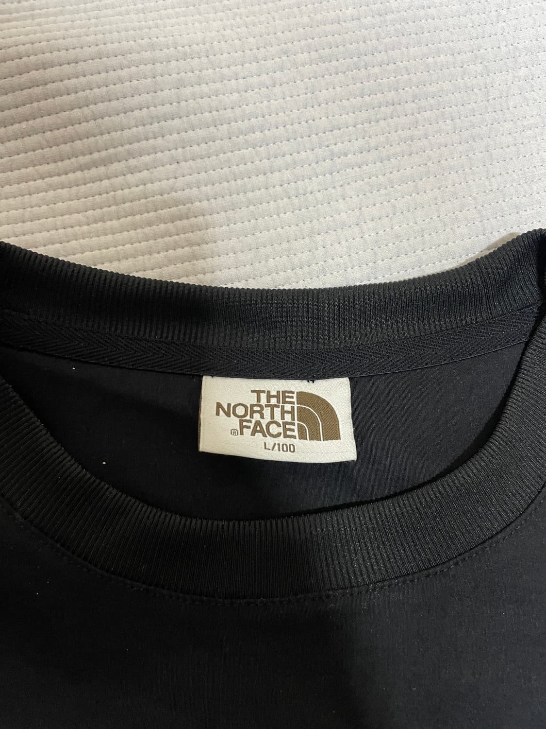 노스페이스 화이트라벨 알바니 크루넥 상품이미지2