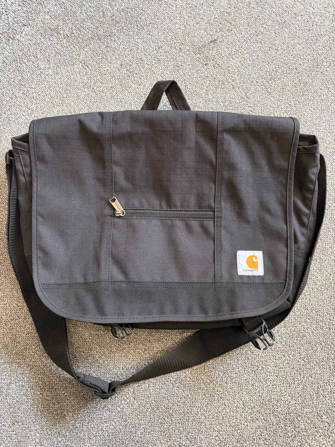 611. 칼하트 크로스 백 상품이미지1