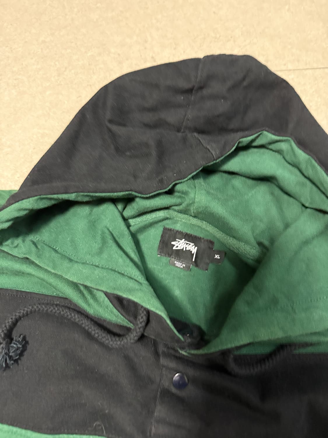 17fw 스투시 그린 스트라이프 보더 후디 xl 상품이미지3