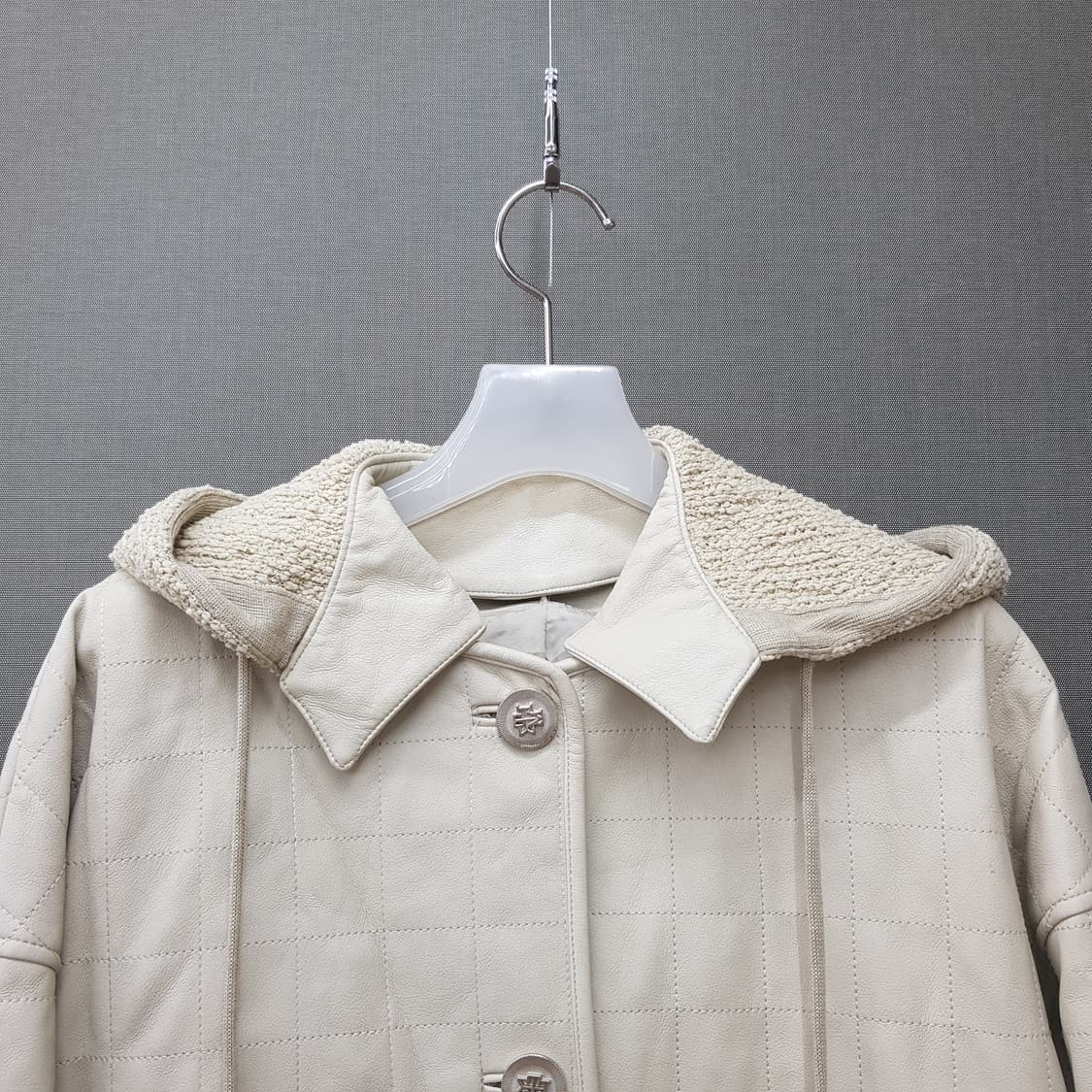 한섬 타임 2021 퀄팅 페이크 레더 후드 자켓 F사이즈 상품이미지2