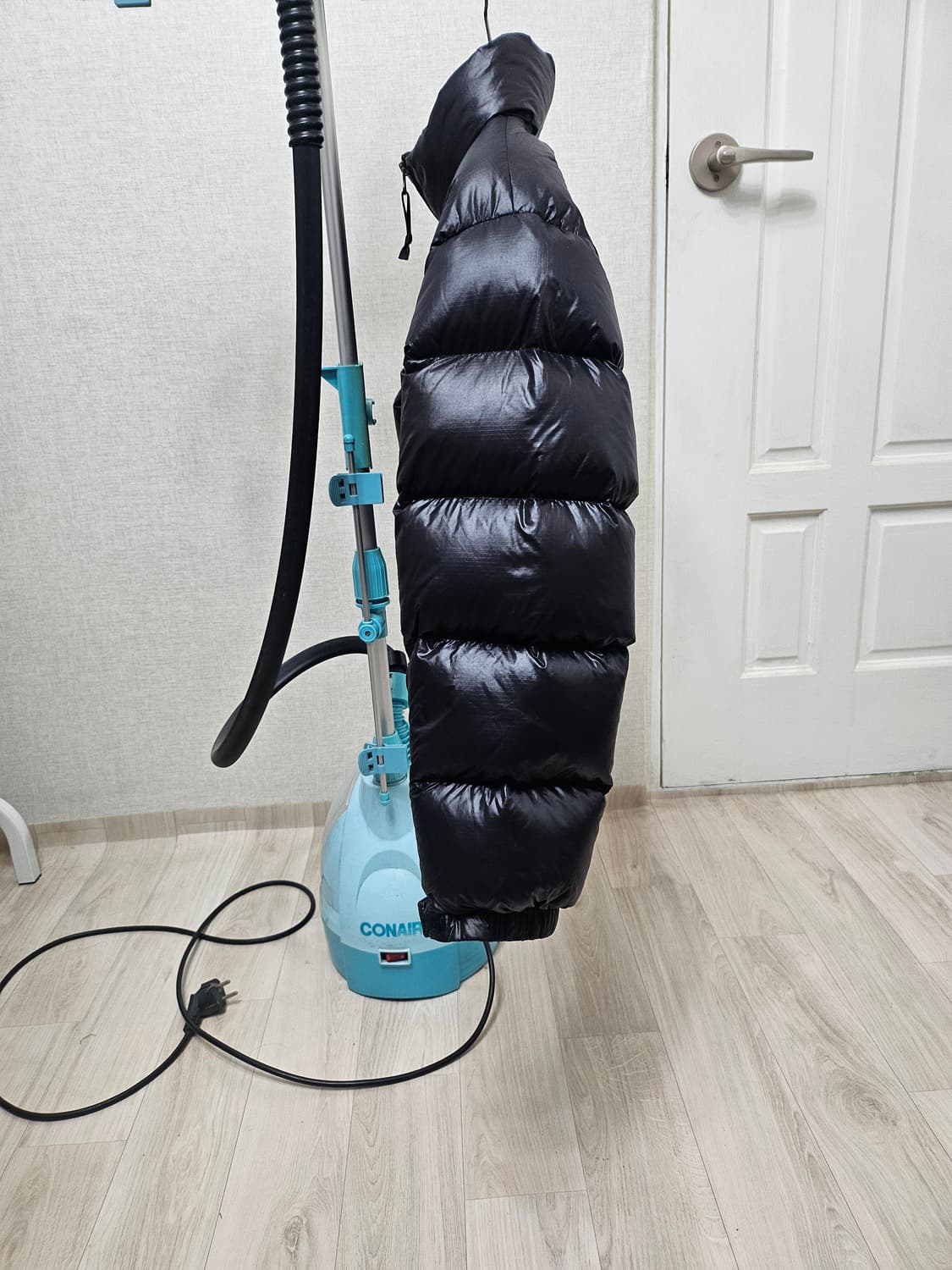 (90)M ☆우주매물☆ 노스페이스화이트라벨RDS크롭눕시[블랙]구스다운패딩 상품이미지6