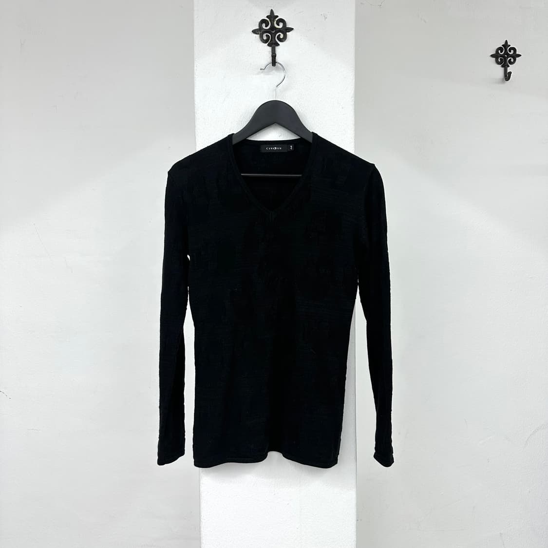 Civarize skull v-neck knit 상품이미지4