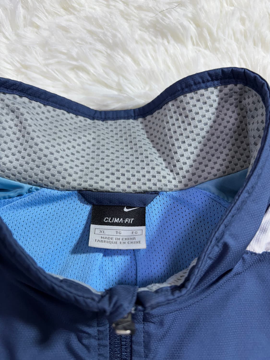 나이키 00‘s 네이비 사이드라인 스우시 바람막이  상품이미지7