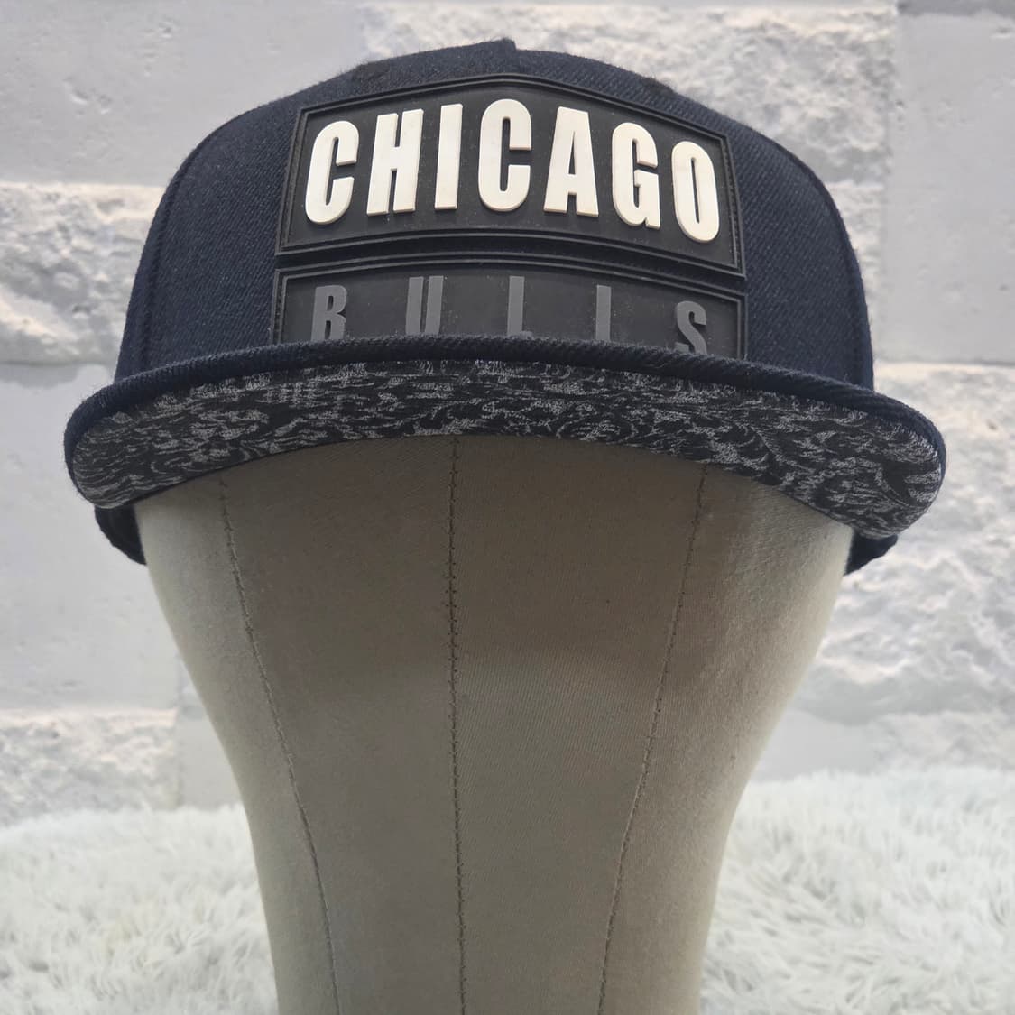 L8-1:NBA 시카고 불스 하이플랫 스냅백 블랙 (약 56–59cm)
 상품이미지4