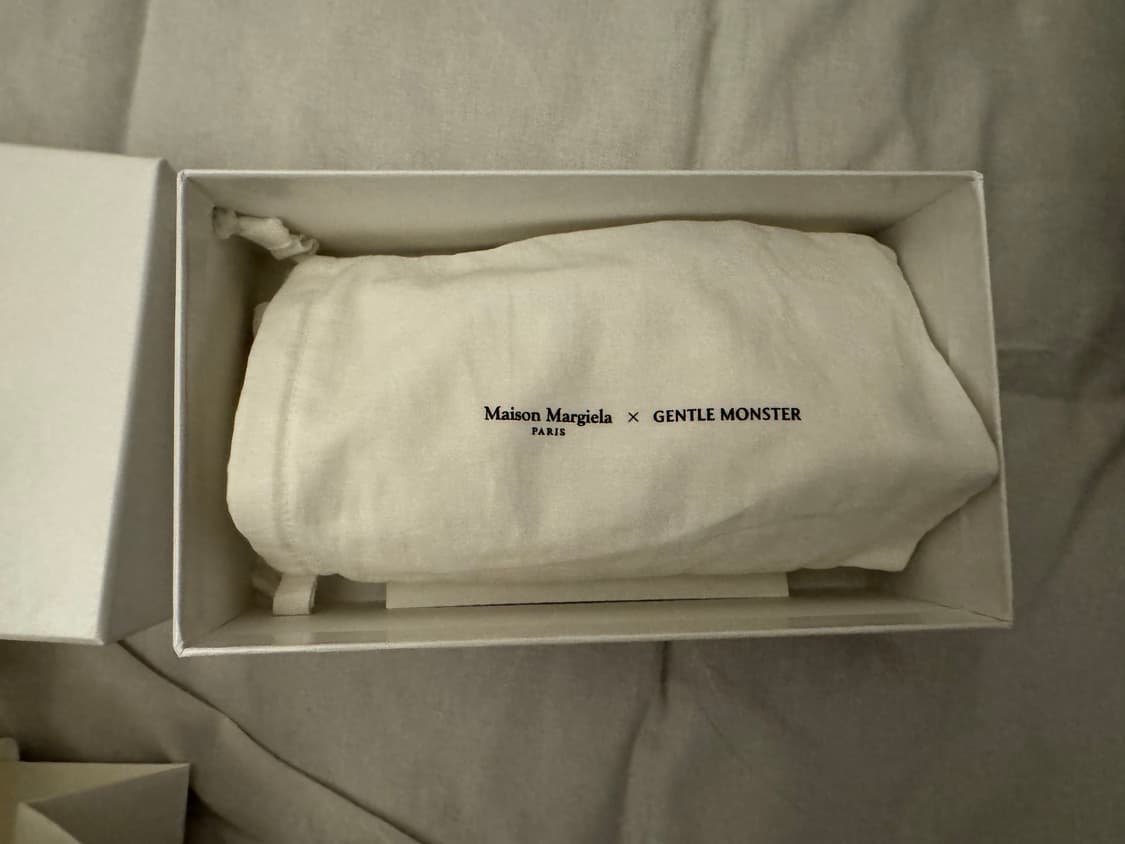 젠틀몬스터 마르지엘라 mm210 상품이미지9