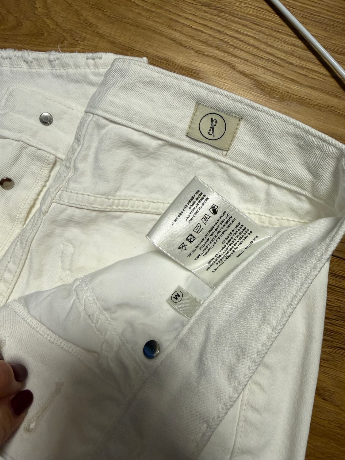 새상품) 식스앤어하프 화이트데님팬츠 M 상품이미지3