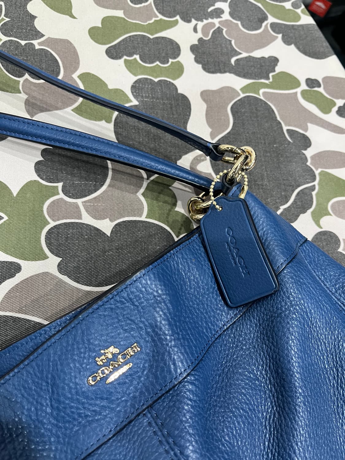 COACH 코치 렉시 레더 숄더백 상품이미지2