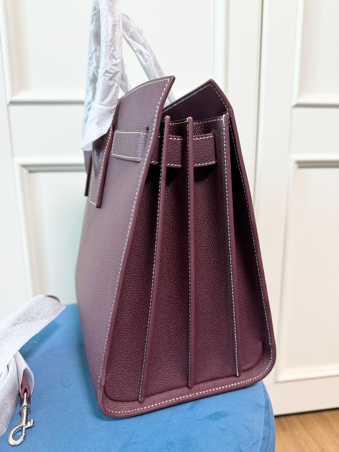 (새상품) 생로랑 삭드쥬르 S 사이즈 (스티치 한정판) 상품이미지4