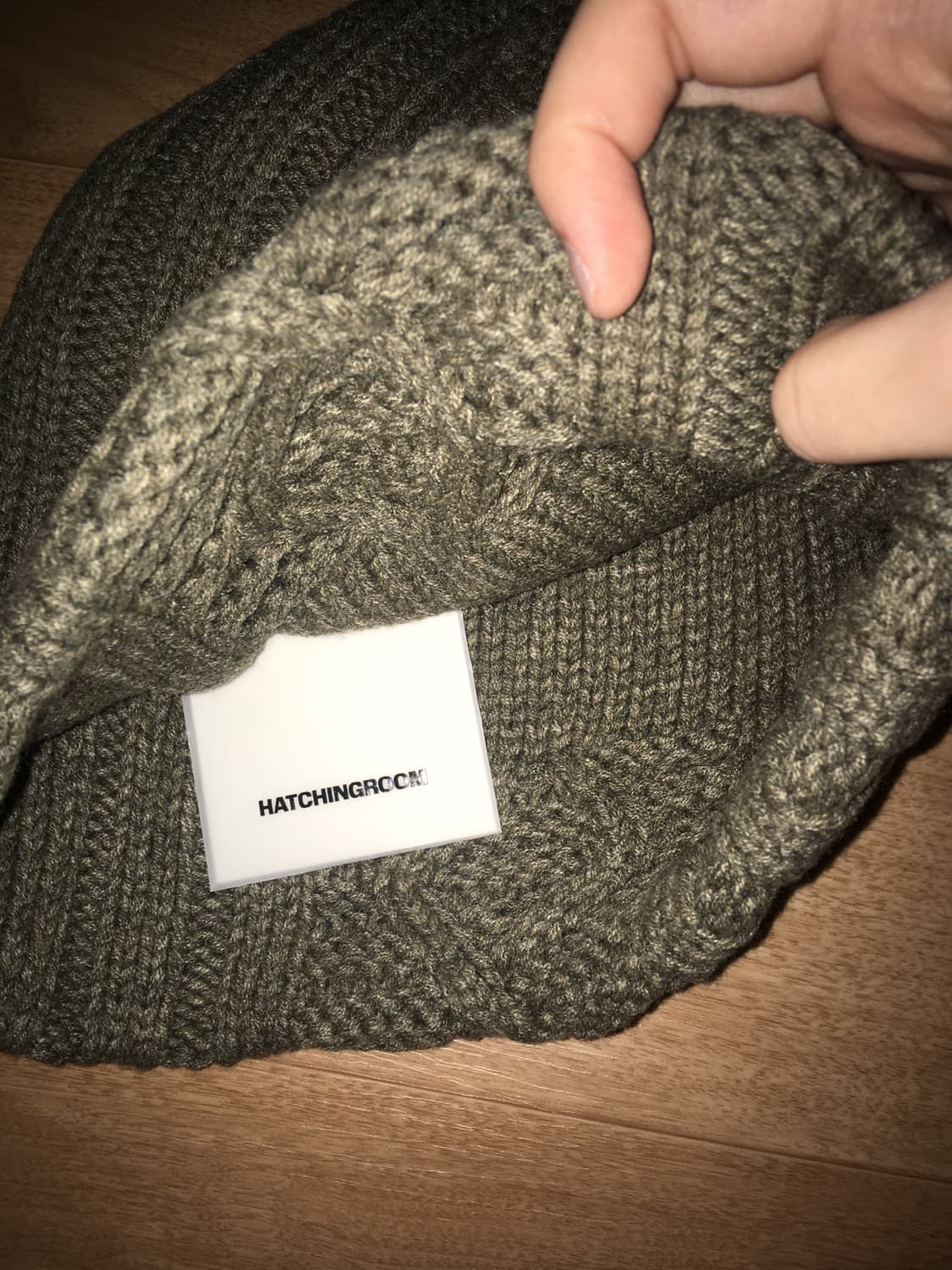 해칭룸 자카드 빅 비니 카키 상품이미지3