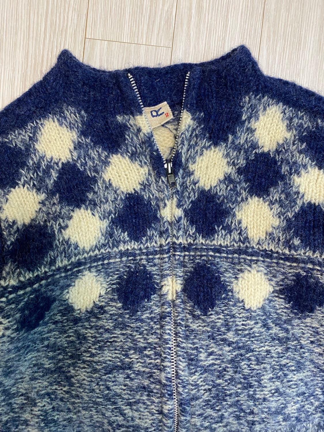 니트 집업 상품이미지4